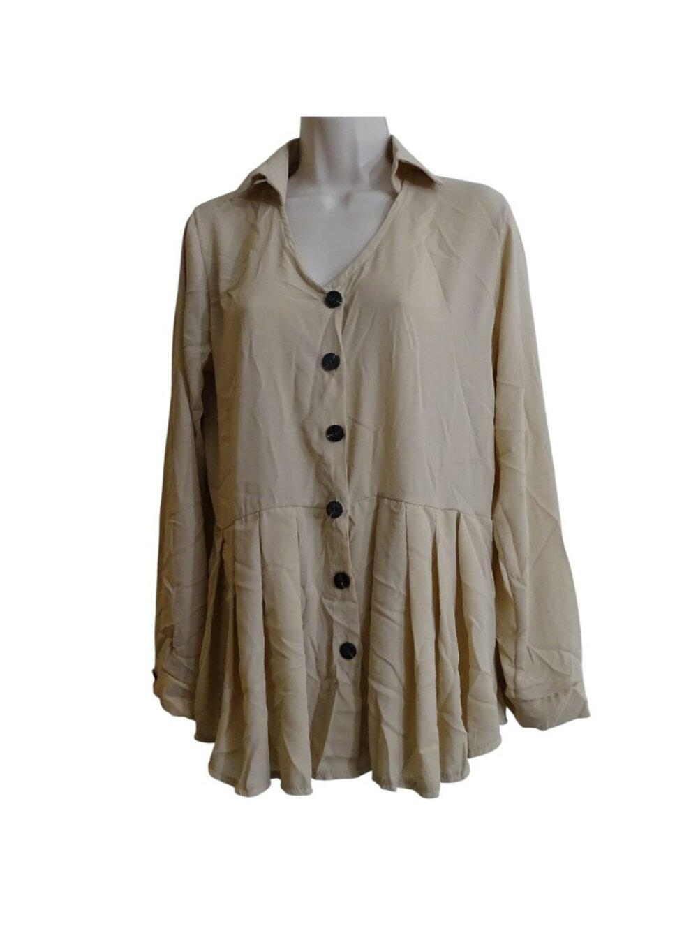 Boohoo Women Plus Pleated Button Up Peplum Shirt Beige Size 12 V-neck Collar NEW